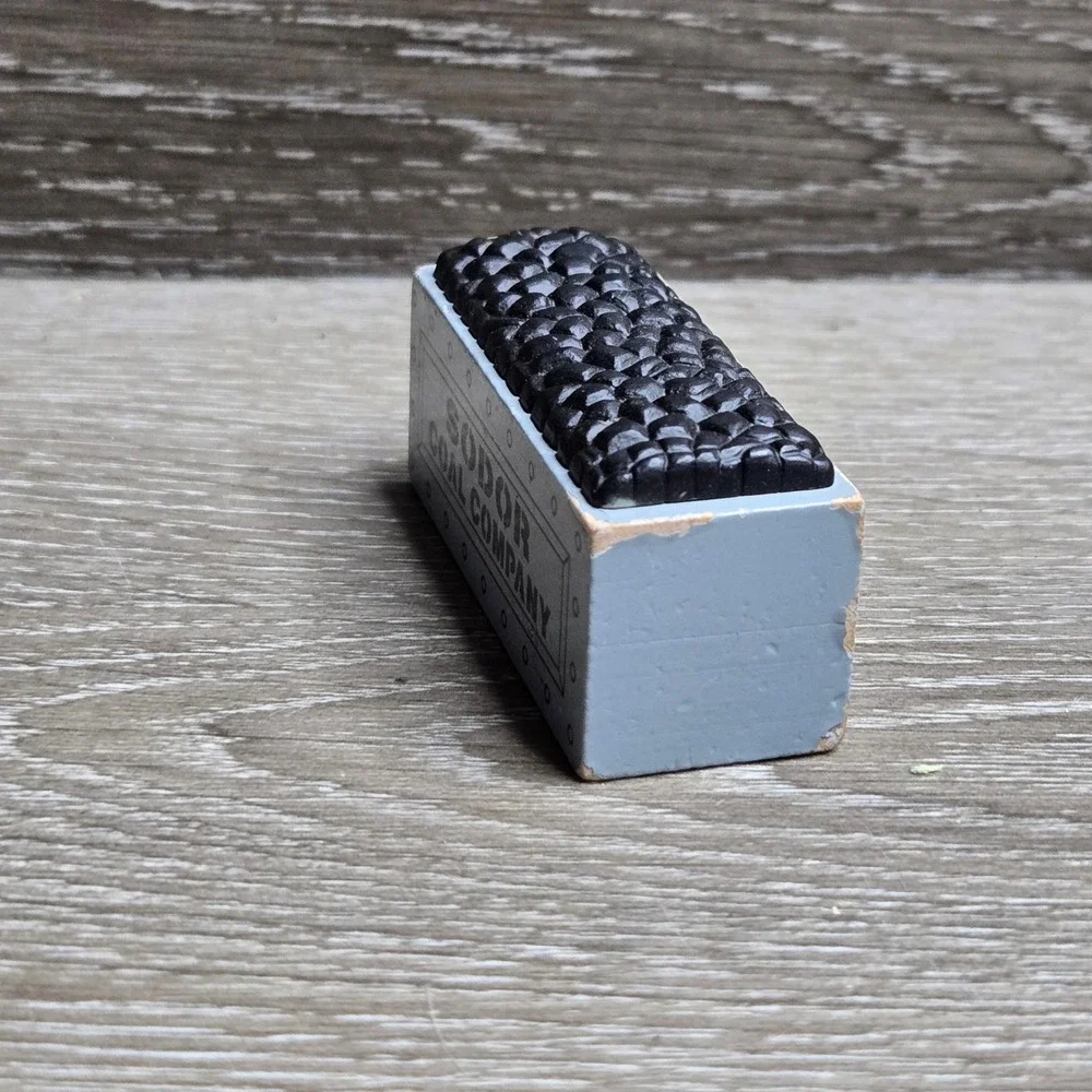 Thomas Wooden Railway Sodor Coal Company Grey Coal Cargo Block Learning Curve